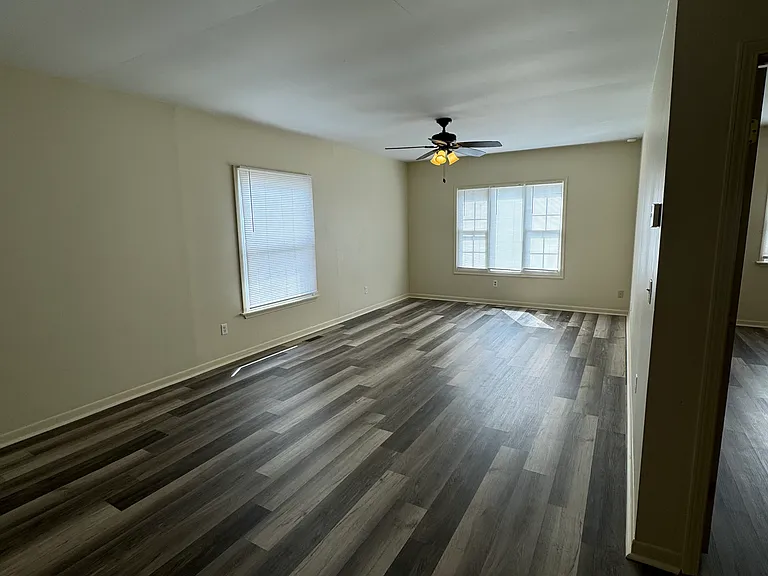 26 Union St #2 — Photo 6