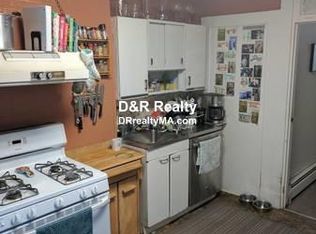 65 Holworthy St #1S, Cambridge, MA 02138