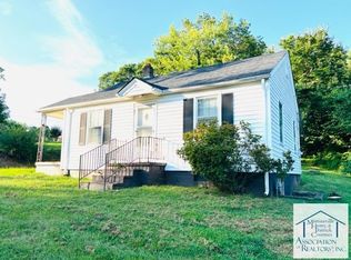 931 Myrtle Rd, Martinsville, VA 24112