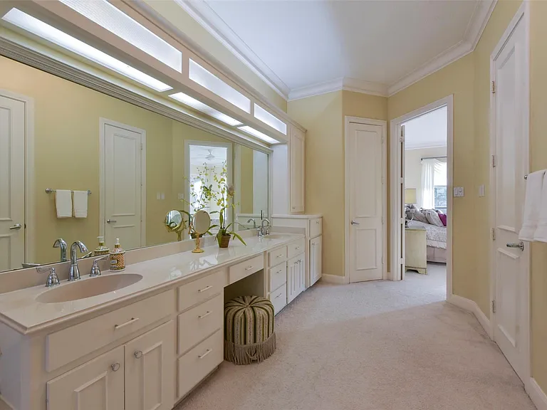 14810 Tumbling Falls Ct — Photo 15