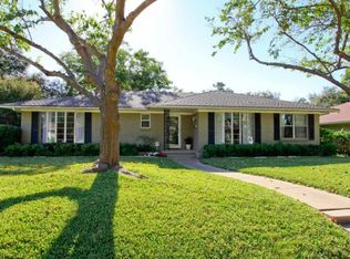 6818 Dalhart Ln, Dallas, TX 75214