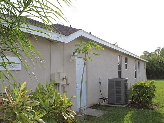4th image of 6115 90th Avenue Cir E