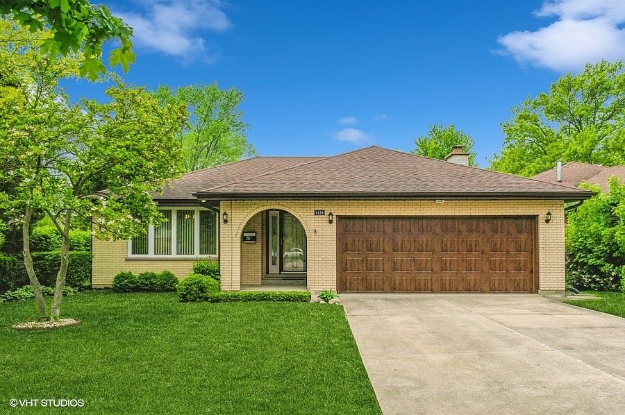 9228 N Washington St, Niles, IL 60714 Zillow