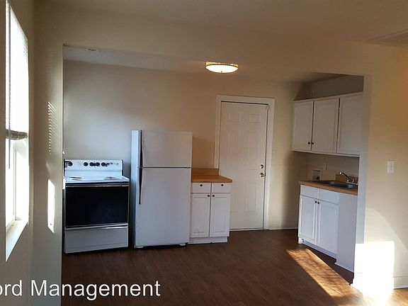 3rd image of 1209 Lolly Ln