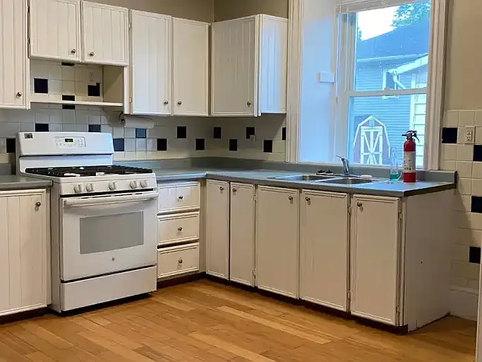 163 James St E #1A — Photo 8
