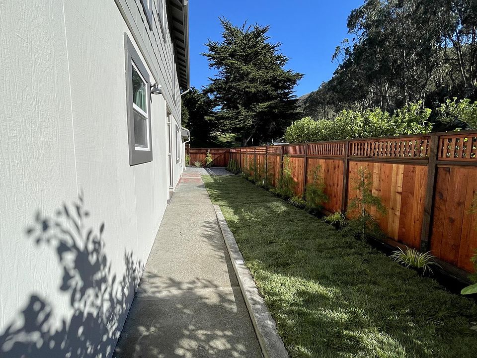 2nd image of 55 Blossom Ct