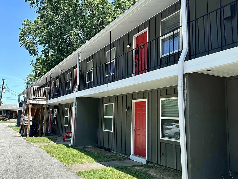 1708 Stallings Ave — Photo 8