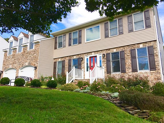 2nd image of 10313 Augusta Ct