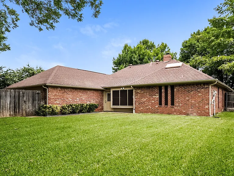 716 Havencrest Dr — Photo 15