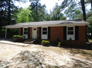 719 Green St, Raeford, NC 28376