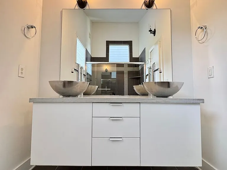 5706 Burgess Ave — Photo 19