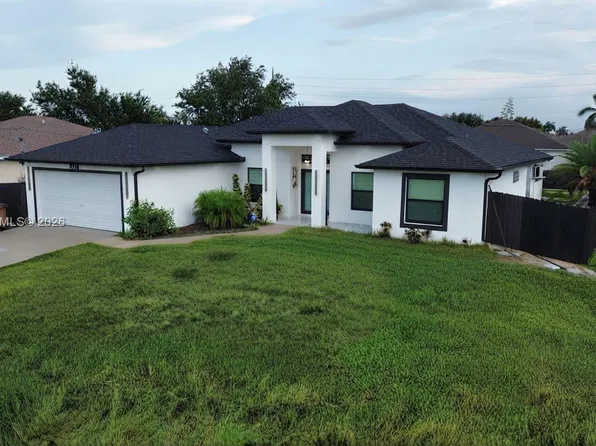 2240 NW 9th St, Cape Coral, FL 33993