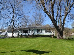 34 Greyson Rd, Rochester, NY 14623