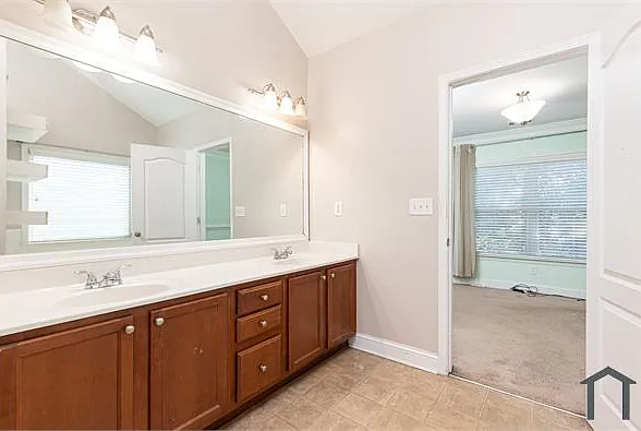 1332 Lock Heath Trl — Photo 25