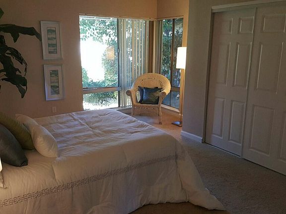 4th image of 262 Dondero Way