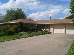 510 Alden Dr, Auburn, NE 68305