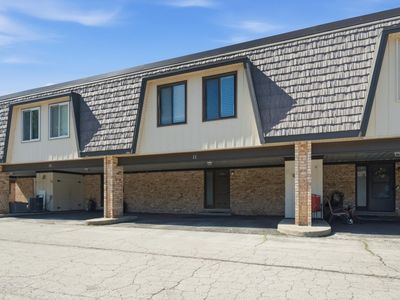11 Cour Caravelle #11, Palos Hills, IL, 60465