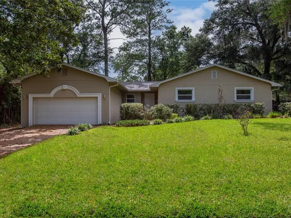 912 NW 36th Dr, Gainesville, FL 32605