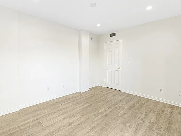 1132 Elm Ave #211 — Photo 10
