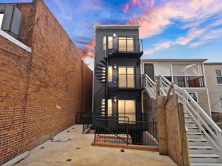 1138 Florida Ave NE #2 — Photo 40