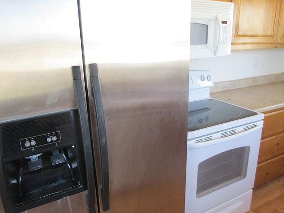 5th image of 31014 W Bellview St