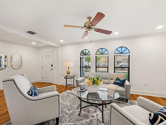 4th image of 5586 Sweetwater Oak Dr