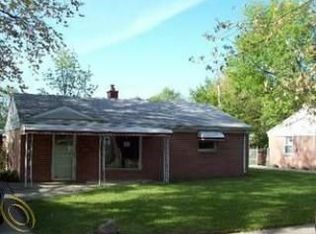 31530 Pierce St, Garden City, MI 48135