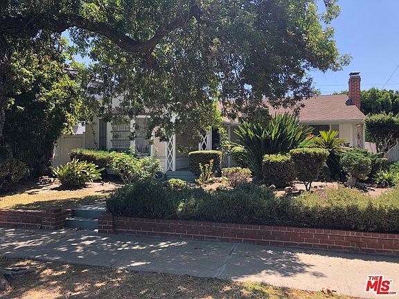 2nd image of 3656 Somerset Dr