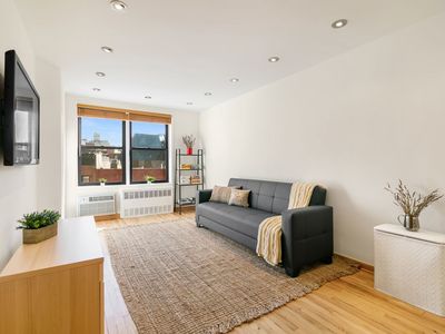 165 Christopher St APT 6N, New York, NY, 10014