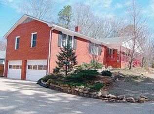 402 10th St, Black Mountain, NC 28711