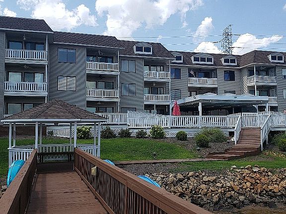 3rd image of 7831-207 Spinnaker Bay Dr