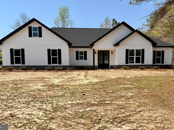 1161 Mulberry Pl, Dudley, GA 31022