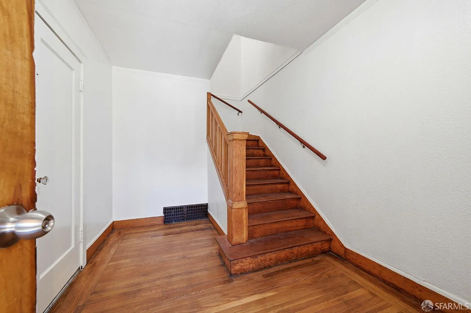 1511 Jerrold Avenue - Photo 6