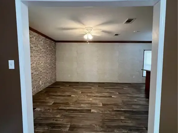 187 Spruce St, Kingsland, GA 31548