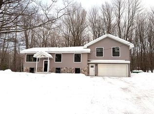 N3846 Traders Mine Rd, Iron Mountain, MI 49801