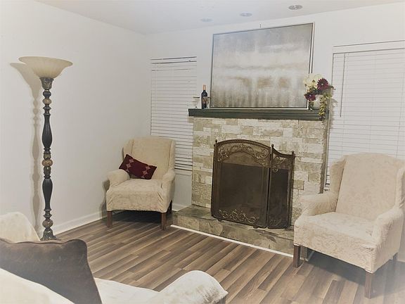 2nd image of 4214 Wood Hill Ct