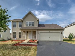 382 Deering Ln, Bolingbrook, IL 60440