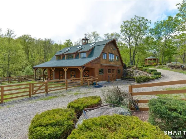 555 W Purchase Rd, Southbury, CT 06488
