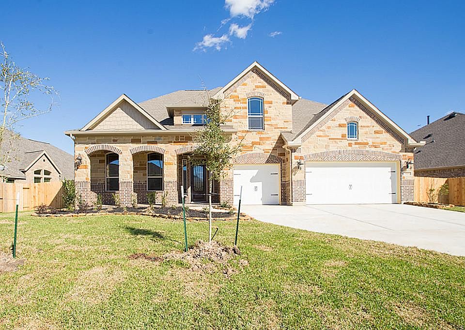 1st image of 1529 Royal Field Ln