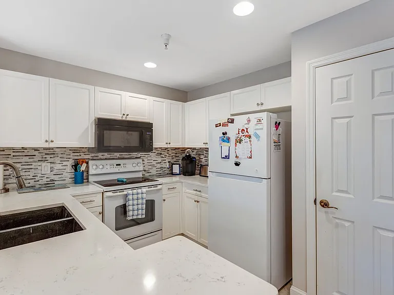 4530 Botanical Place Cir #206 — Photo 9