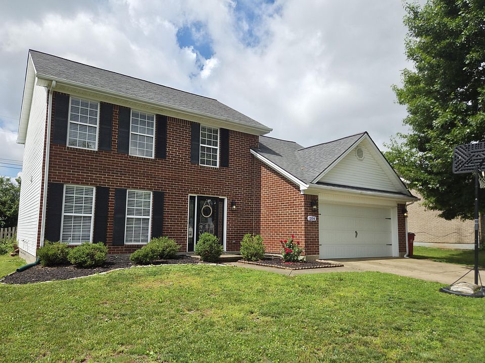 1st image of 204 Stonehaven Dr
