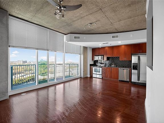 3rd image of 361 17th St #1820