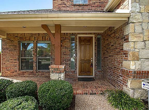 3rd image of 739 Owl Creek Dr