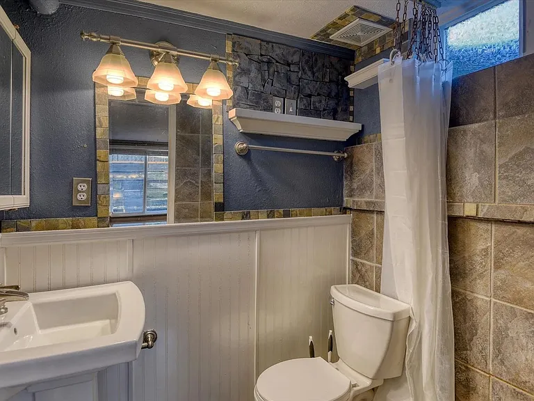 3015 W Eloika Ave — Photo 12