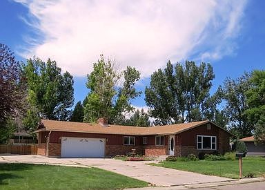 1st image of 614 Meadowlark Ln