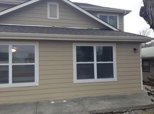 513 Wisconsin St, Lawrence, KS 66044