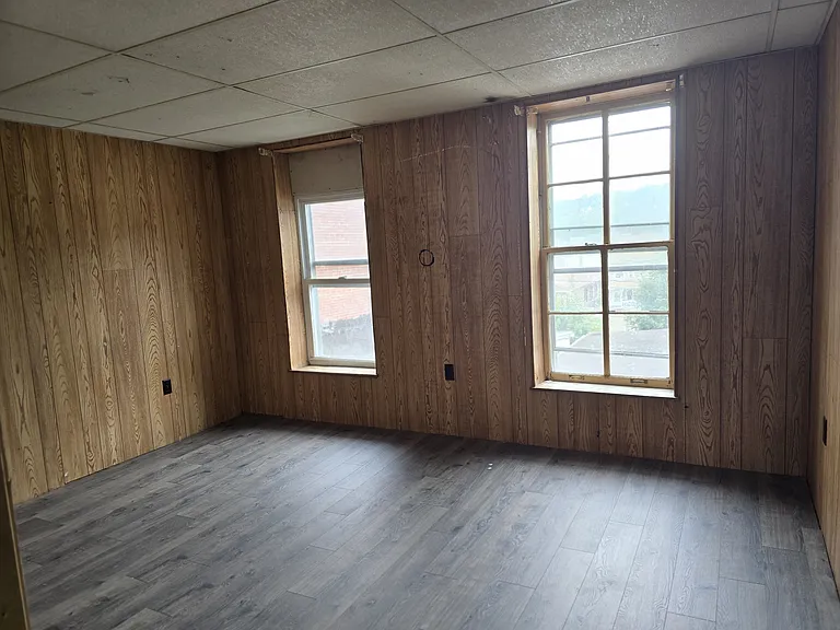 13 S 2nd St #2R — Photo 1