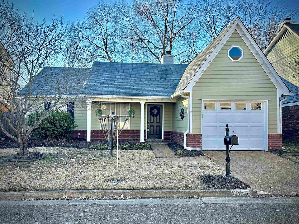 1st image of 1679 Camille Way
