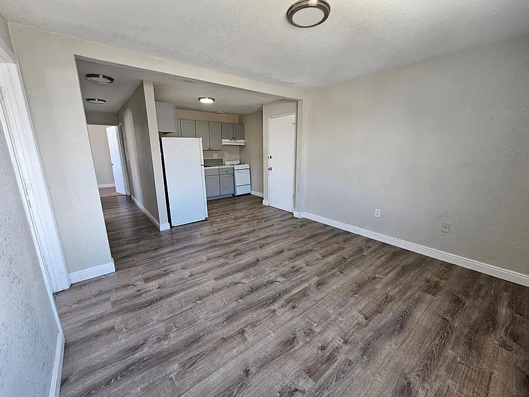 1666 Clinton St #9 — Photo 1