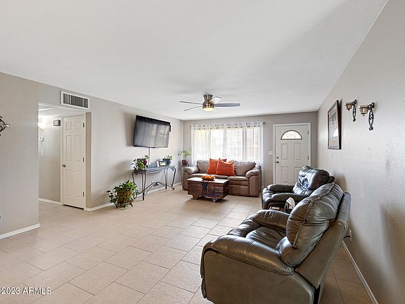 5th image of 3129 W EUGIE Avenue
